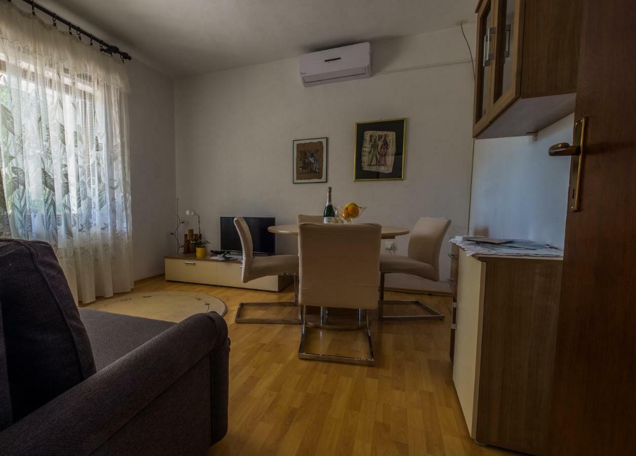 Apartments Dora Crikvenica Dış mekan fotoğraf